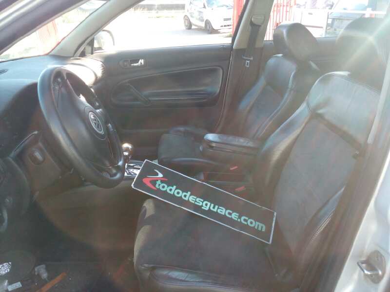 VOLKSWAGEN PASSAT BERLINA (3B2) V6 TDI Highline Motor 2,5 Ltr. - 110 kW V6 TDI