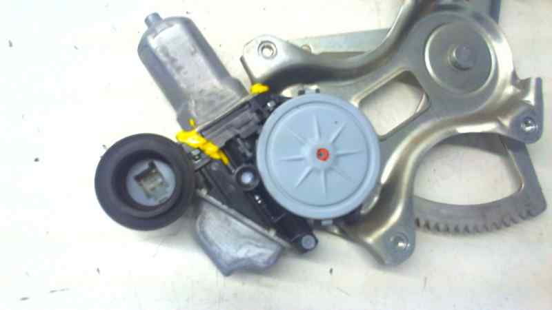 ELEVALUNAS TRASERO DERECHO TOYOTA PRIUS (NHW30) Eco