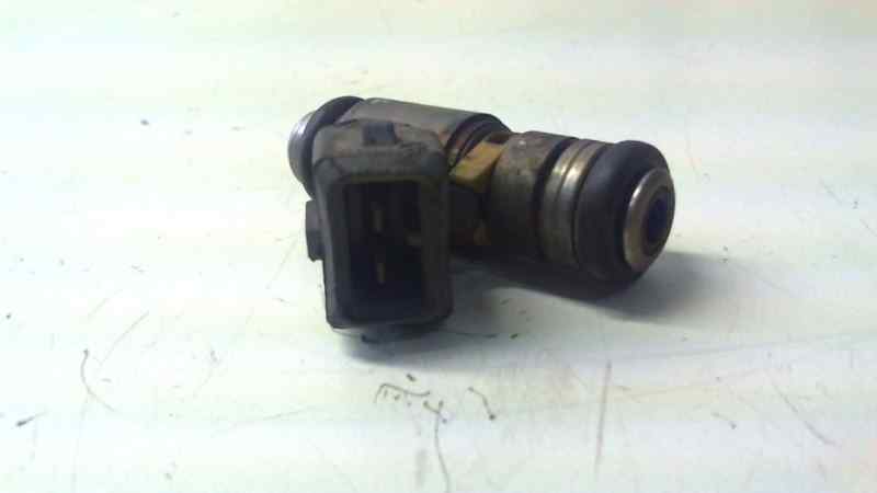 INYECTOR PENDIENTE IDENTIFICAR .