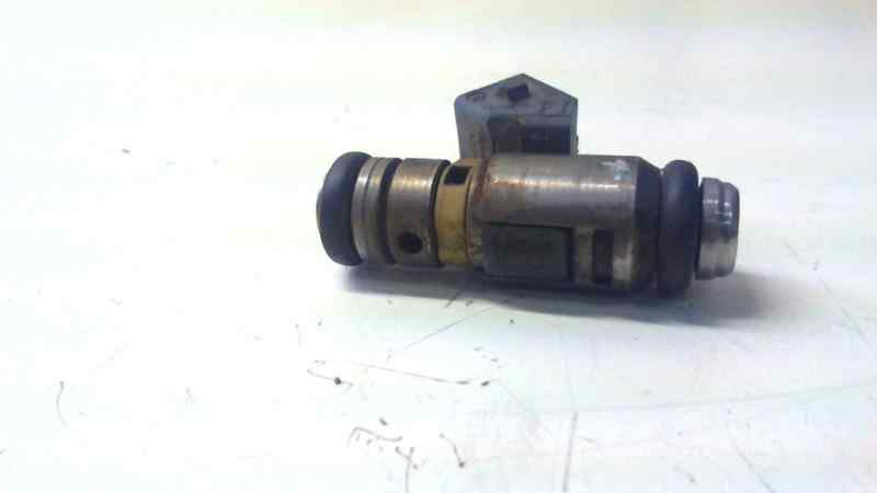 INYECTOR PENDIENTE IDENTIFICAR .