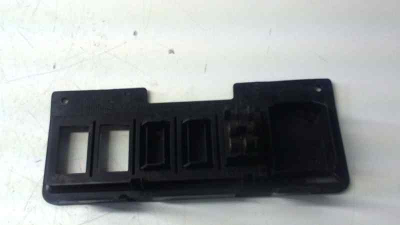 MANDO ELEVALUNAS CENTRAL SEAT IBIZA 1.4 (60 CV) 5 velocidades