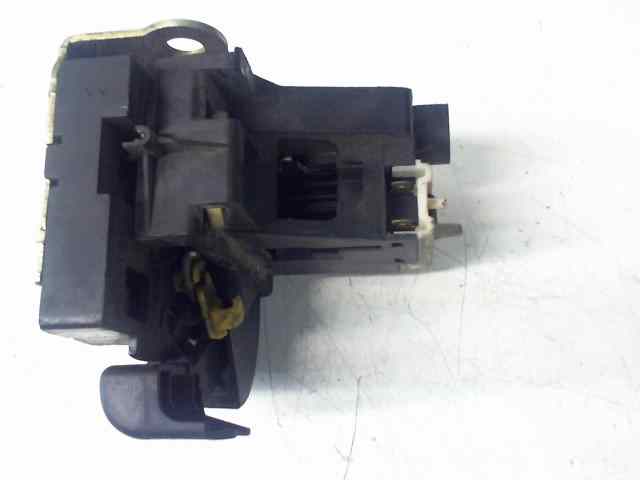 CERRADURA PUERT DELANTERA IZQUIERDA RENAULT CLIO II FASE II (B/CB0) 1.2 (58 CV) 5 velocidades