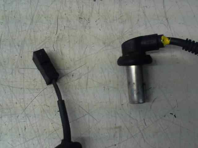 SENSOR ABS DELANTERO IZQUIERDO VOLKSWAGEN PASSAT BERLINA (3B2) Básico