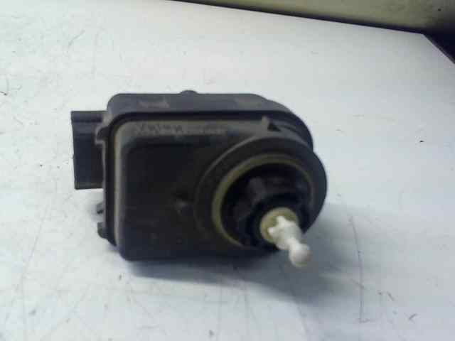 REGULADOR FARO ELECTRICO NISSAN PRIMERA BERLINA (P11) 1.6 16V CAT