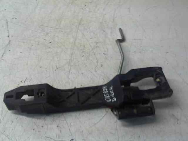 SOPORTE MANETA EXTERIOR DELANTERA DERECHA TOYOTA COROLLA (E12) 2.0 D-CAT