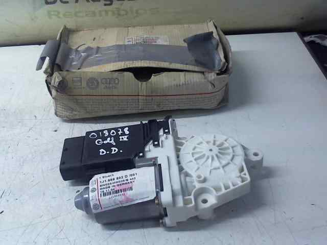 MOTOR ELEVALUNAS DELANTERO DERECHO VOLKSWAGEN GOLF IV BERLINA (1J1) Advance