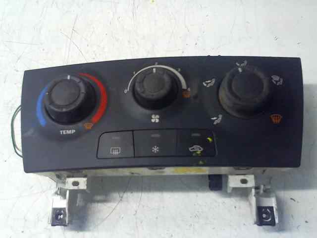 MANDO CALEFACCION / AIRE ACONDICIONADO RENAULT MEGANE I CLASSIC (LA0) 1.9 dTi D (98 CV) 5 velocidades