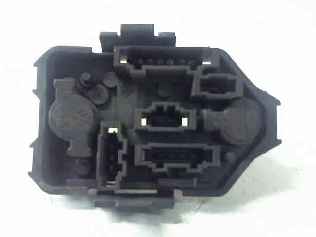 PORTALAMPARAS TRASERO DERECHO VOLKSWAGEN VENTO (1H2) 1.4 (60 CV) 5 velocidades