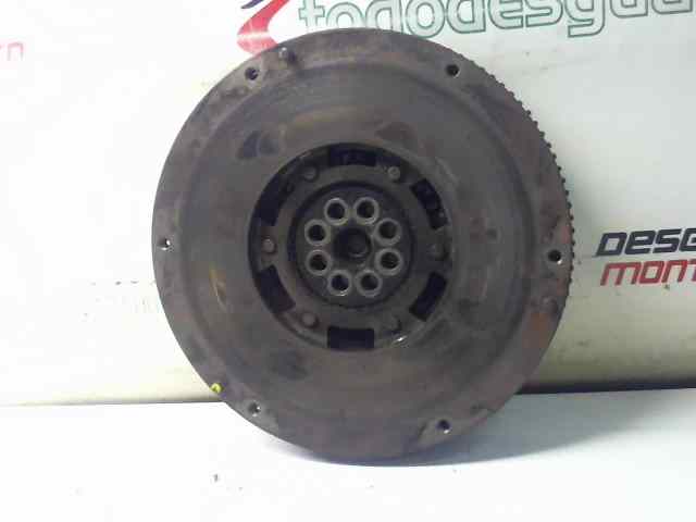 VOLANTE MOTOR IVECO DAILY CAJA CERRADA (2006 =>) Caja cerrada 35S... batalla 3000