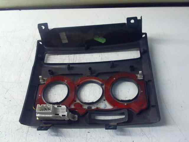 CARCASA CENTRAL DE RADIO Y CLIMA PEUGEOT BOXER CAJA CERR. ACRISTALADA (RS2850)(290/330)('02->) 290 C   TD