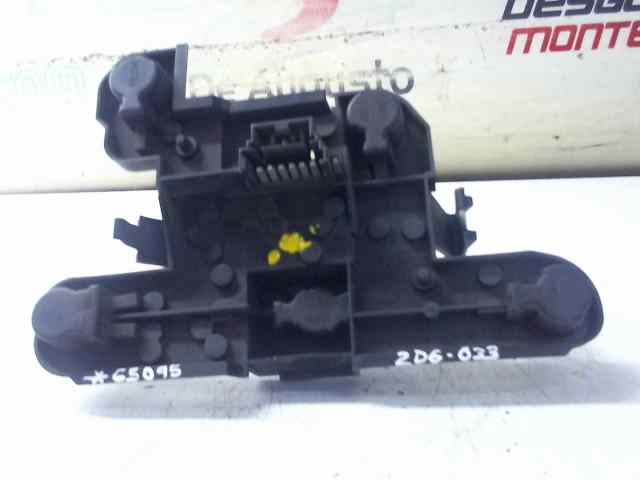 PORTALAMPARAS TRASERO DERECHO RENAULT MEGANE II CLASSIC BERLINA 1.5 dCi Diesel