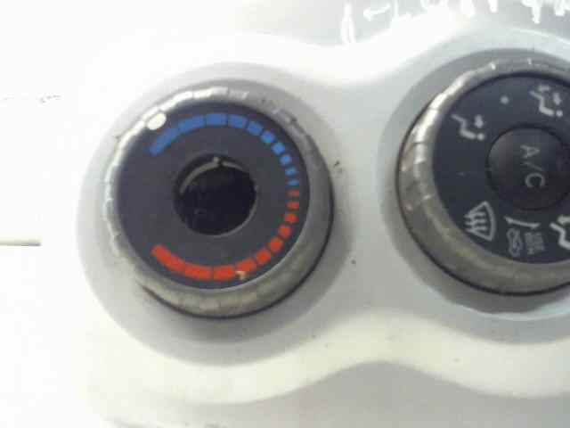 MANDO CALEFACCION / AIRE ACONDICIONADO TOYOTA YARIS (KSP9/SCP9/NLP9) Básico