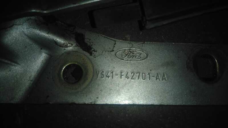 BISAGRA CAPOT DERECHA FORD FOCUS BERLINA (CAK) Ambiente