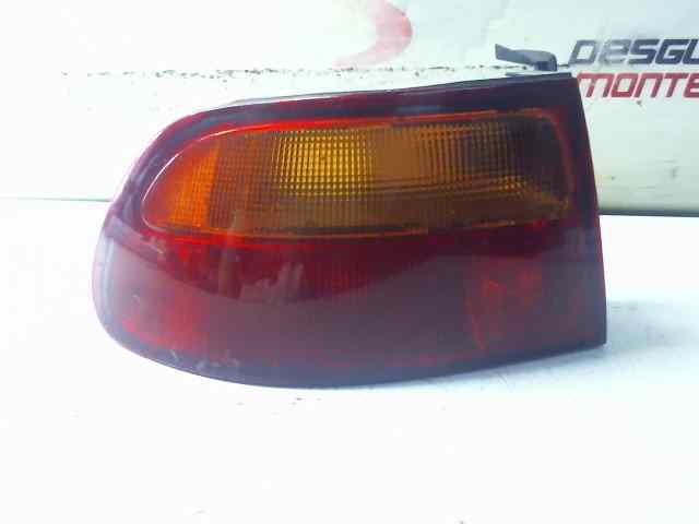 PILOTO TRASERO IZQUIERDO HONDA CIVIC BERLINA (EG/EH) 1.6 VTi 3 Berlina (EG6)