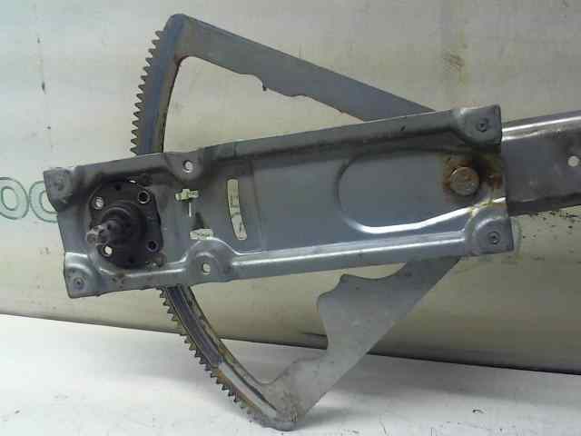 ELEVALUNAS DELANTERO IZQUIERDO OPEL CORSA B 1.7 D (60 CV) 5 velocidades
