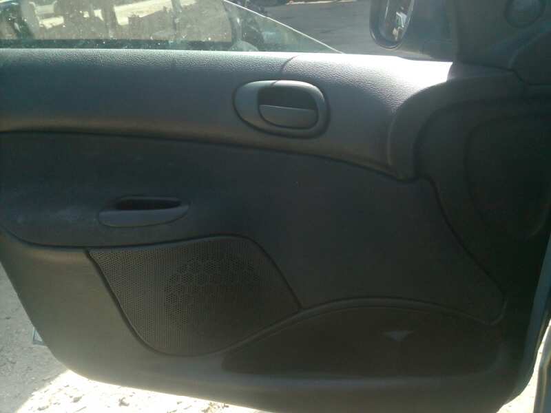 PEUGEOT 206 BERLINA Look Motor 1,4 Ltr. - 50 kW HDi
