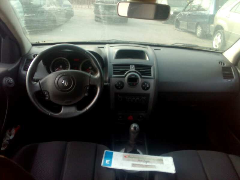 RENAULT MEGANE II BERLINA 5P Confort Dynamique Motor 1,6 Ltr. - 83 kW 16V