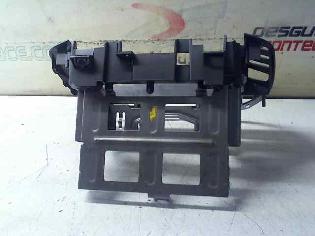 CARCASA CENTRAL DE RADIO Y CLIMA FIAT BRAVO (198) 1.9 Active Multijet