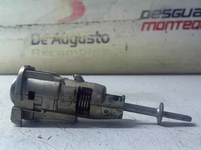 BOMBIN PUERT DELANTERA IZQUIERDA SEAT LEON (1P1) Stylance / Style