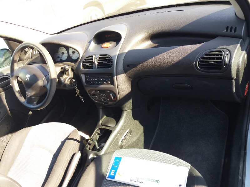 PEUGEOT 206 BERLINA Look Motor 1,4 Ltr. - 50 kW HDi