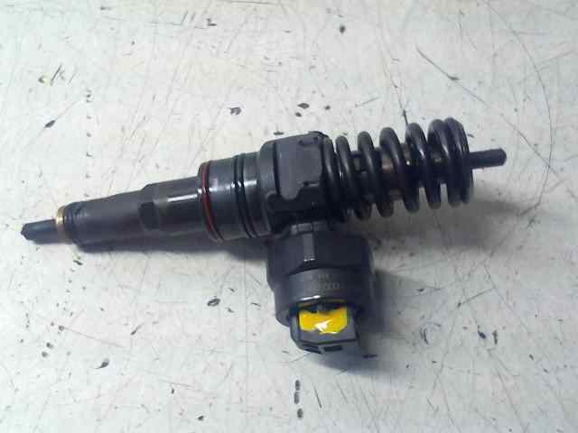INYECTOR VOLKSWAGEN PASSAT BERLINA (3B2) Comfortline