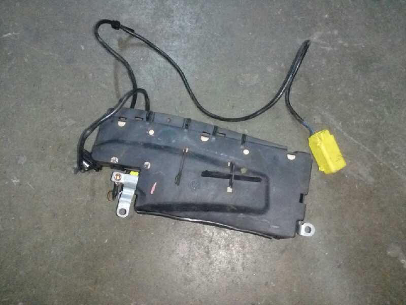 AIRBAG DELANTERO DERECHO VOLKSWAGEN GOLF IV BERLINA (1J1) 1.6 16V