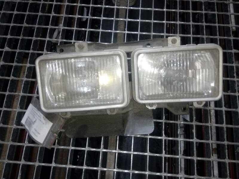 FARO DERECHO NISSAN VANETTE CARGO *