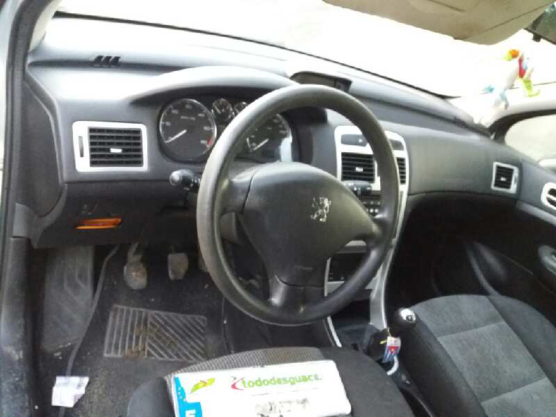 PEUGEOT 307 BREAK / SW (S1) BREAK XT Motor 1,6 Ltr. - 66 kW 16V HDi