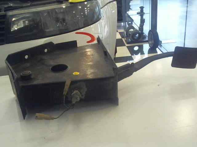 PEDAL FRENO LAND ROVER DEFENDER (LD) 2.5 Td5
