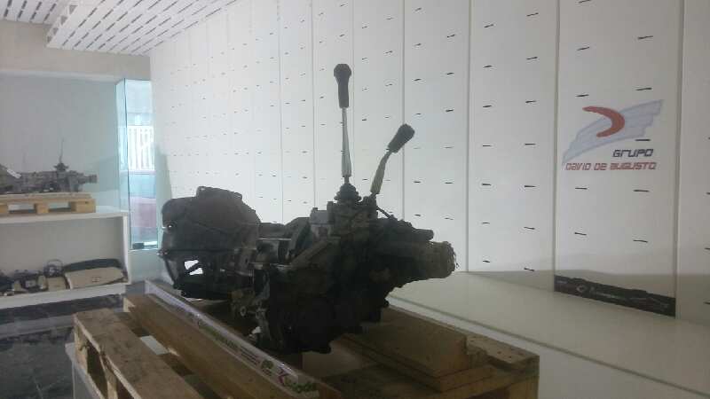 CAJA CAMBIOS MITSUBISHI MONTERO (L040) 2500 TD (2-ptas.)