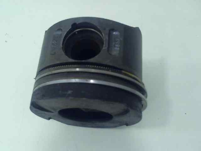 PISTON MERCEDES VITO MIXTO 06.2003 -> 2.1 CDI (116 CV) 6 velocidades - NSG