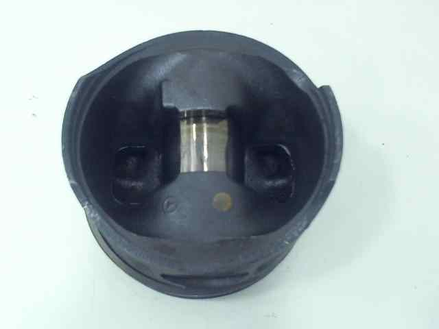 PISTON MERCEDES VITO MIXTO 06.2003 -> 2.1 CDI (116 CV) 6 velocidades - NSG