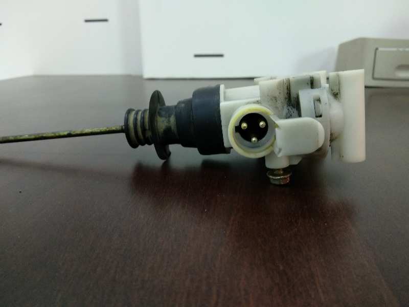 MOTOR CIERRE CENTRALIZADO PORTON MERCEDES CLASE E (W124) FAMILIAR TD-Turbo 300 (124.193)