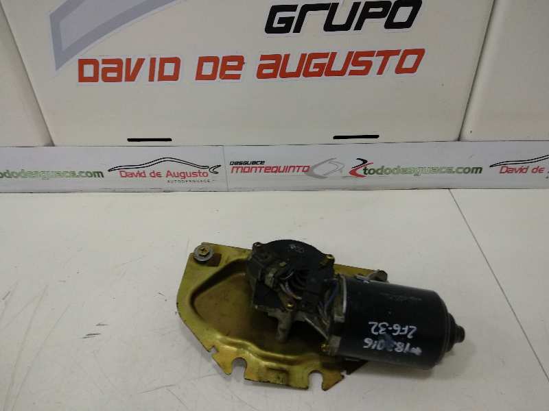 MOTOR LIMPIA DELANTERO PENDIENTE IDENTIFICAR .