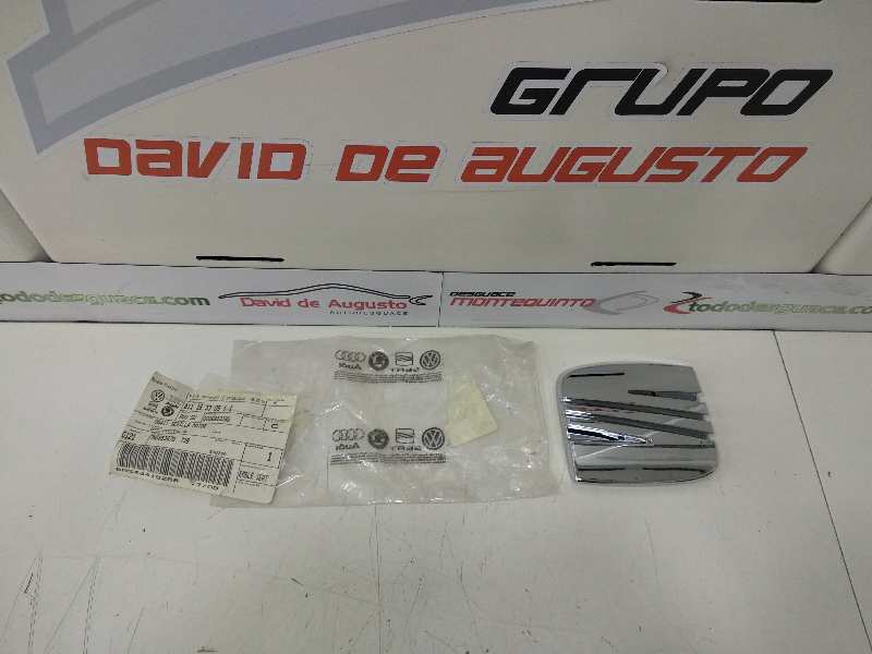 ANAGRAMA TRASERO SEAT RECAMBIO ORIGINAL ACCESORIOS