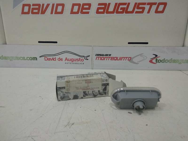 PILOTO LATERAL IZQUIERDO SEAT RECAMBIO ORIGINAL ACCESORIOS