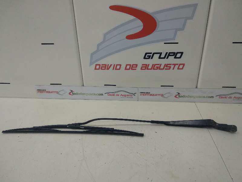 BRAZO LIMPIA DELANTERO DERECHO FORD TRANSIT CONNECT (TC7) Furgón largo (2006->)