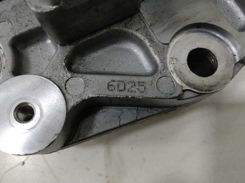 BOMBA ACEITE TOYOTA AVENSIS BERLINA (T25) 2.2 D-4D Sol Sedán (4-ptas)