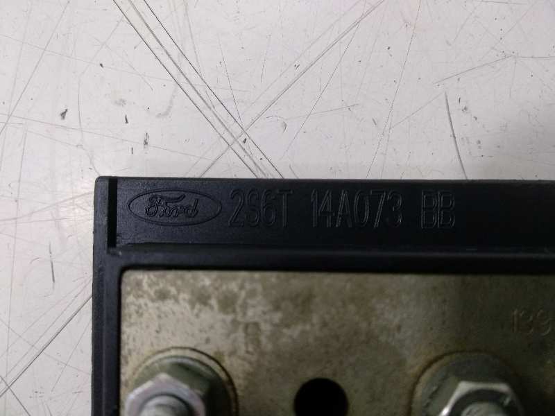 CAJA RELES / FUSIBLES FORD FIESTA (CBK) Ambiente