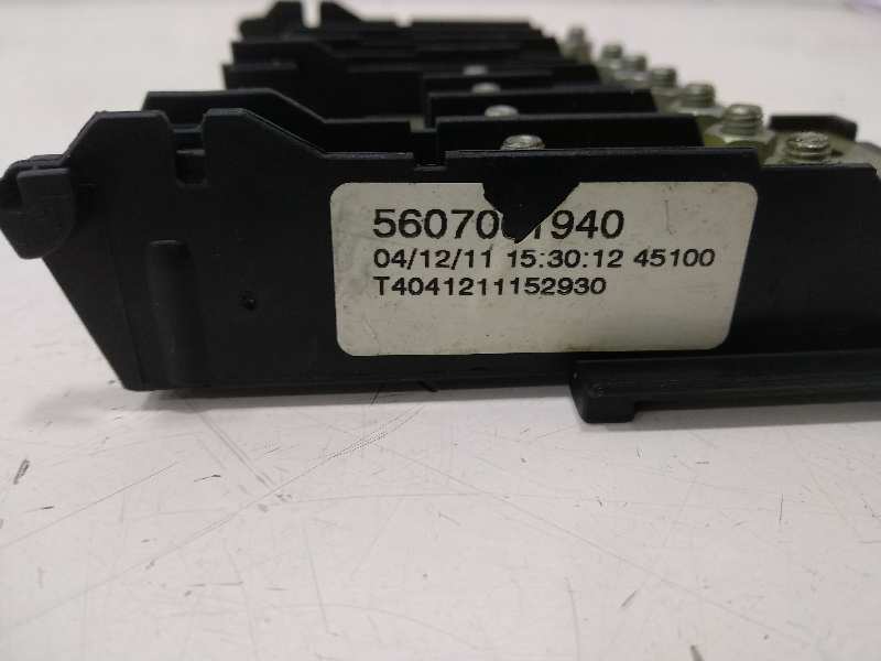 CAJA RELES / FUSIBLES FORD FIESTA (CBK) Ambiente