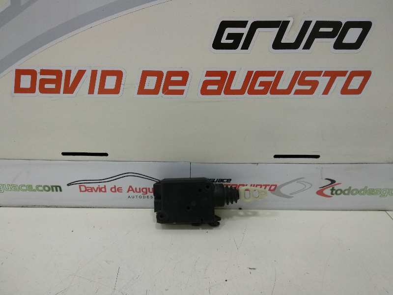 MOTOR CERRADURA DELANTERO IZQUIERDO PEUGEOT 205 BERLINA 1.4 (75 CV) 5 velocidades