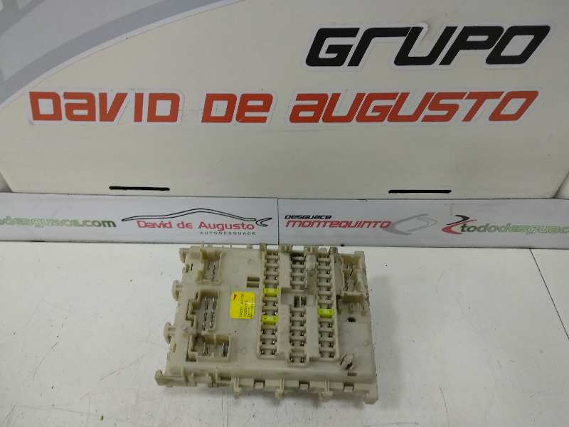 CAJA RELES / FUSIBLES NISSAN PRIMERA BERLINA (P12) Acenta