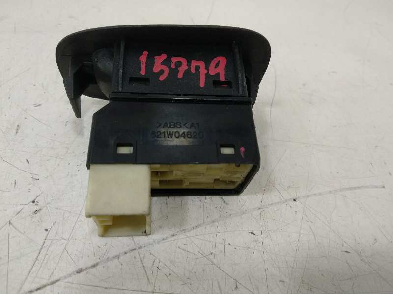 MANDO ELEVALUNAS DELANTERO DERECHO HYUNDAI ACCENT (LC) 1.3 12V CAT