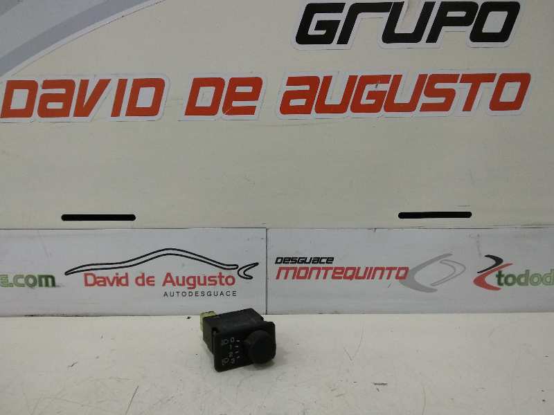 MANDO REGULACION FARO NISSAN ALMERA (N16/E) Ambience