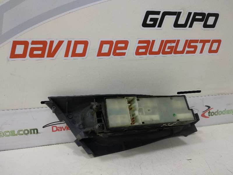 MANDO ELEVALUNAS DELANTERO IZQUIERDO NISSAN ALMERA (N16/E) Acenta