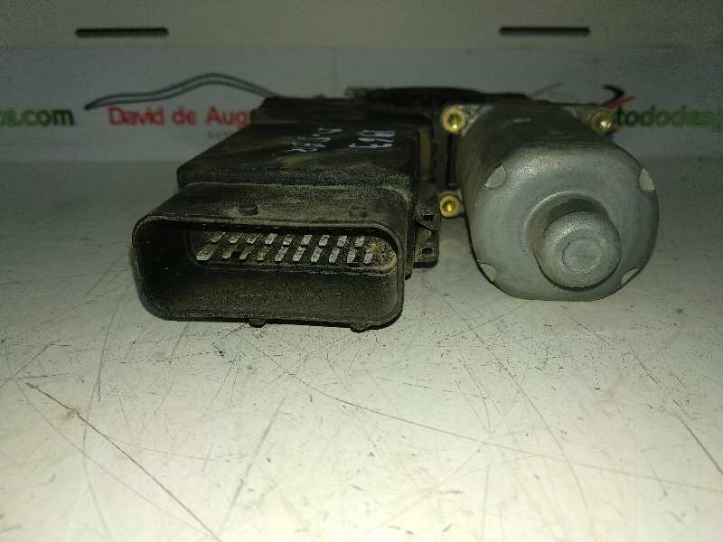 MOTOR ELEVALUNAS DELANTERO DERECHO VOLKSWAGEN PASSAT BERLINA (3B3) 1.9 TDI
