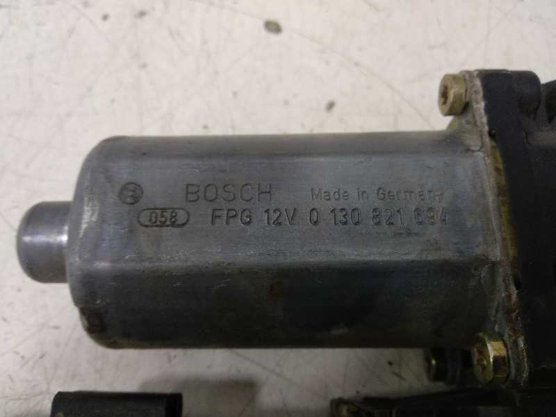 MOTOR ELEVALUNAS DELANTERO DERECHO VOLKSWAGEN PASSAT BERLINA (3B3) 1.9 TDI