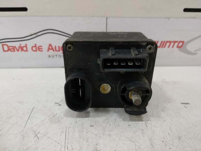 CAJA PRECALENTAMIENTO RENAULT RAPID/EXPRESS (F40) *