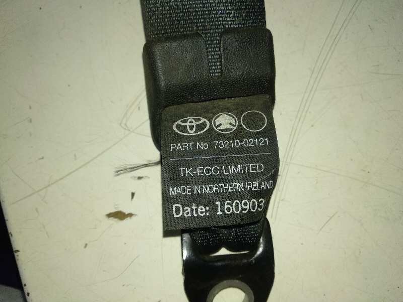 CINTURON SEGURIDAD DELANTERO DERECHO TOYOTA COROLLA (E12) 1.6 Linea Luna Berlina
