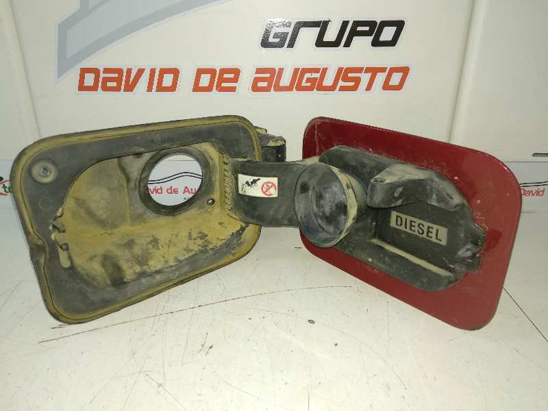 TAPA EXTERIOR COMBUSTIBLE RENAULT MEGANE II CLASSIC BERLINA Confort Dynamique